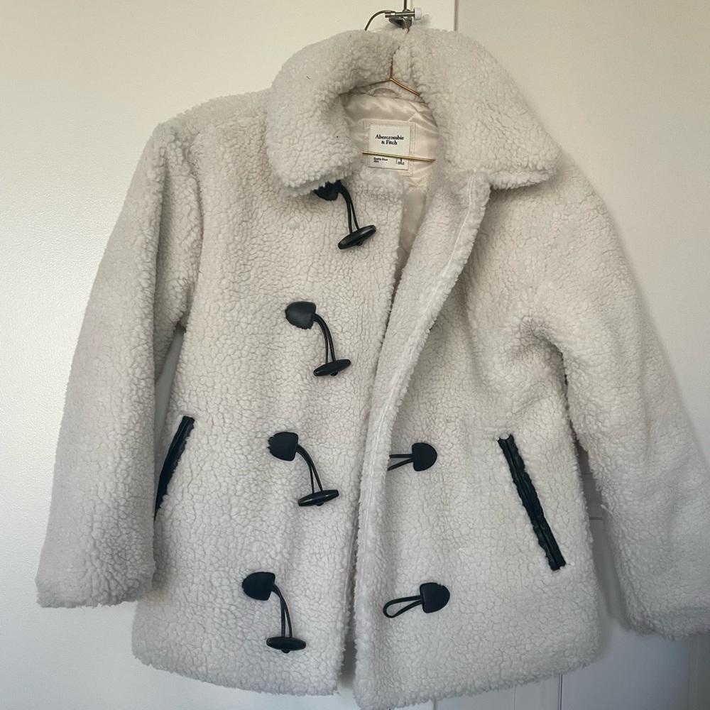 Abercrombie shearling toggle coat